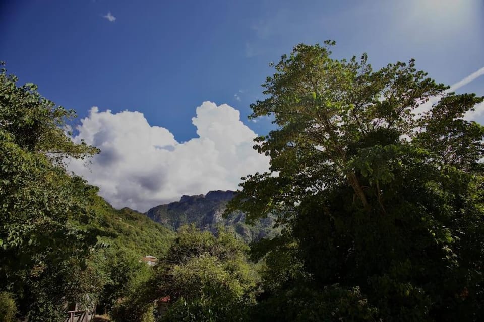 Nearby landmark, Day, Natural landscape, Mountain view