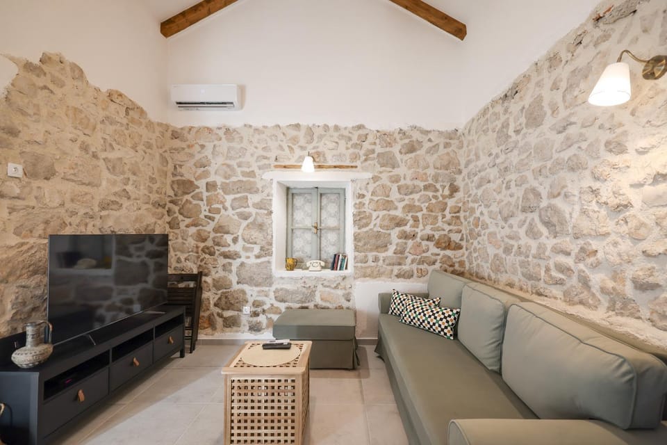 Stone House Lole House in Zadar County