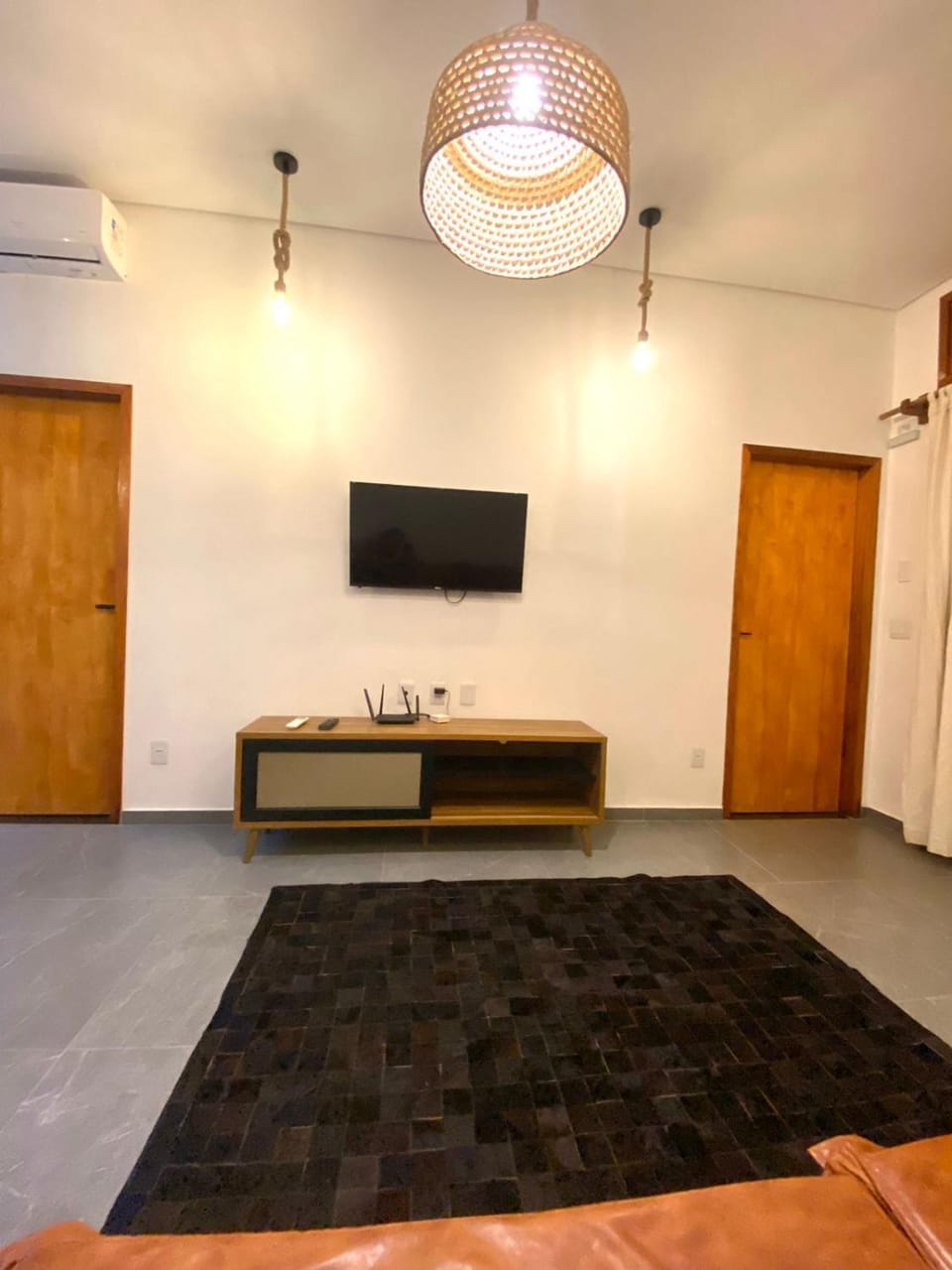 TV and multimedia, Evening entertainment, air conditioner