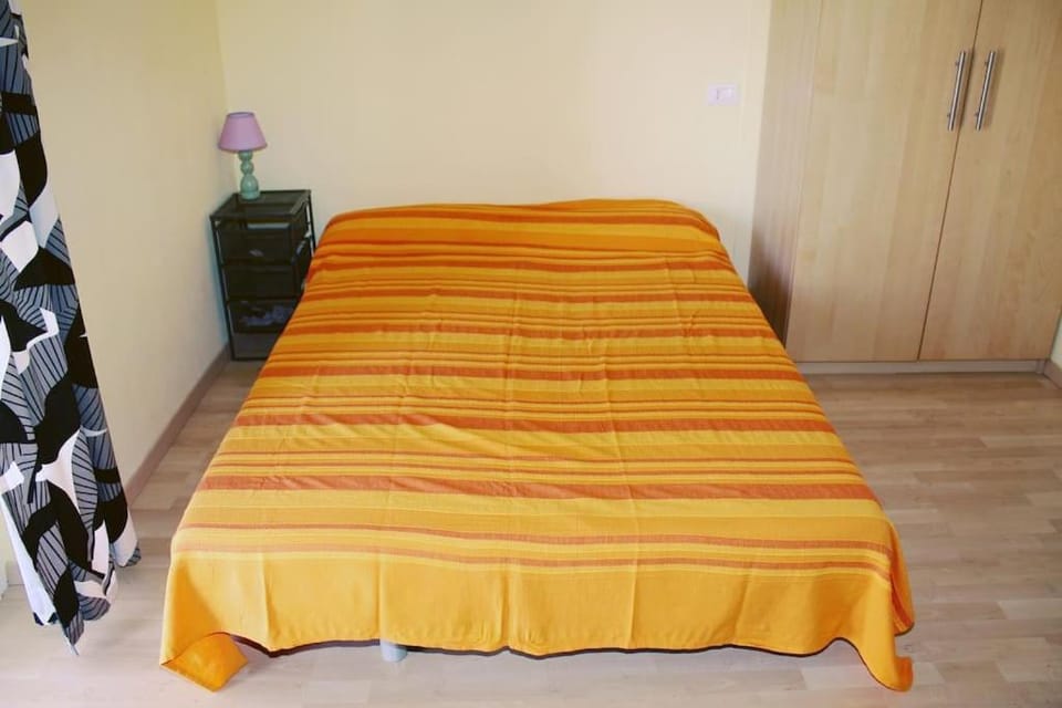 Bed, wardrobe