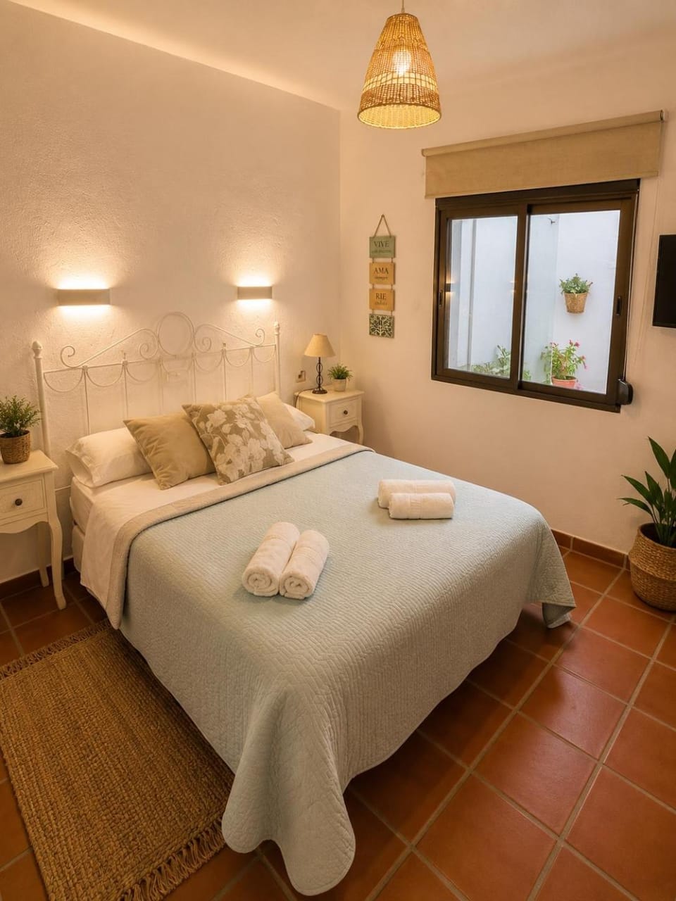 CASA LOTHAR -Sunset Patio House in Costa de la Luz