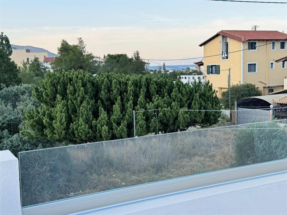 Sea view, Location