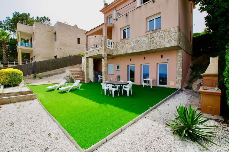 V&V LLORET- Villa Violetes House in Selva