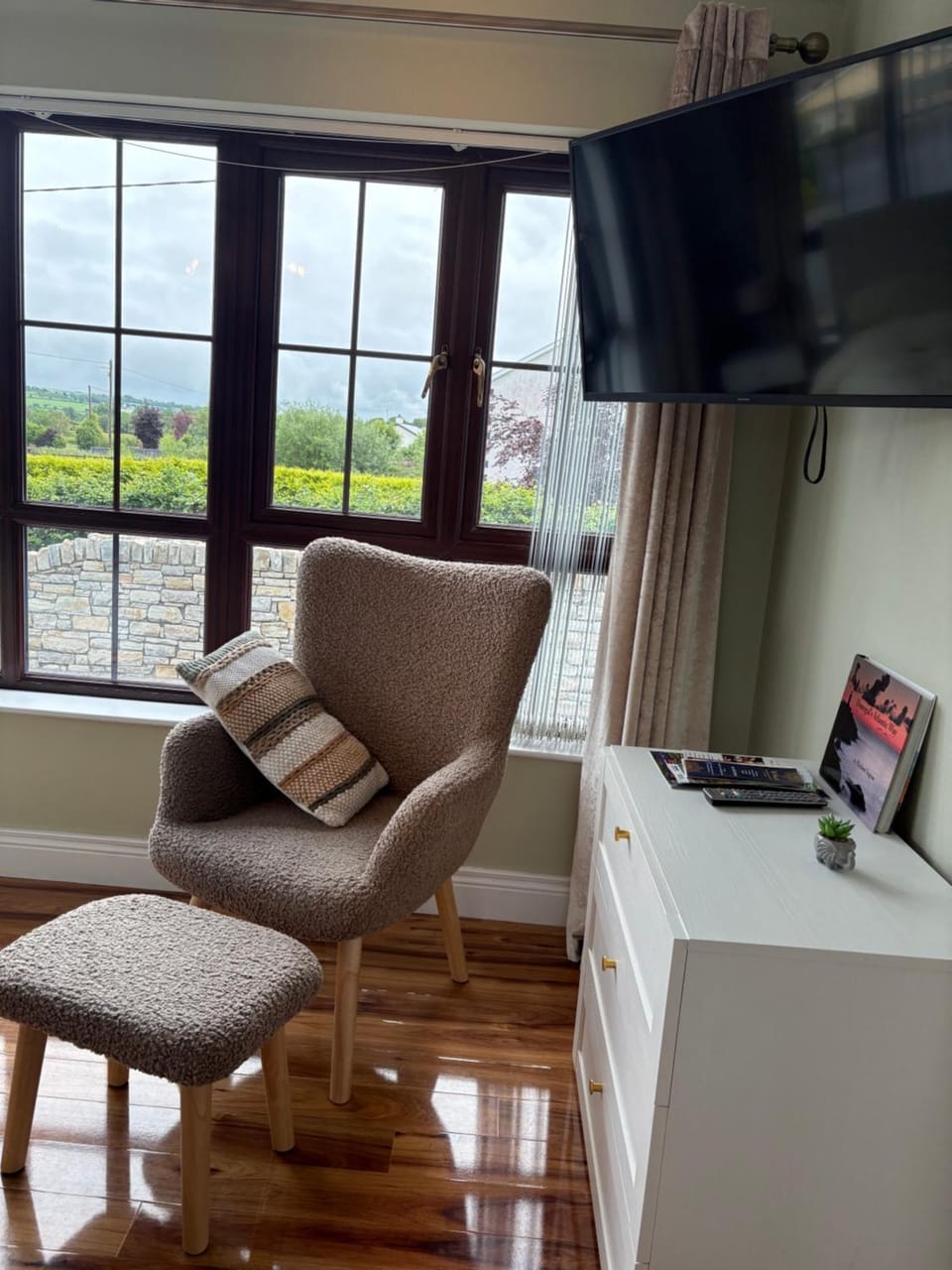 Dreenan studio Apartment in County Donegal