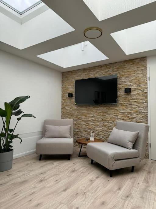 2 Raum City-Apartment 5min zum HBF Grupello-2 Apartment in Neuss