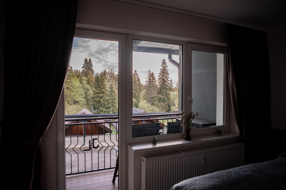 View (from property/room), Balcony/Terrace, Photo of the whole room, Bedroom