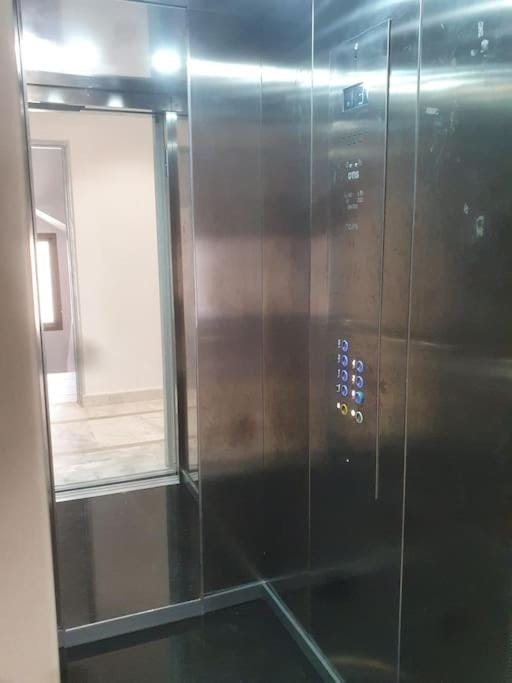 elevator
