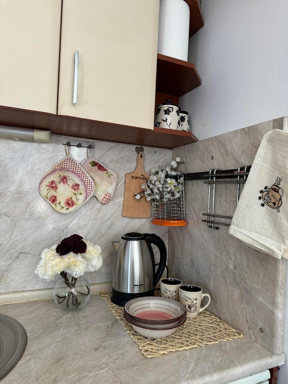 Coffee/tea facilities, Kitchen or kitchenette