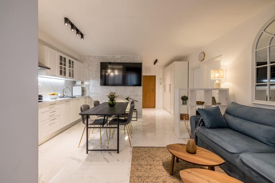 Kitchen or kitchenette, Living room, Dining area