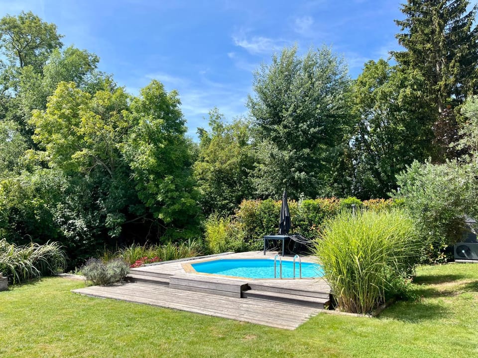 Garden, Swimming pool