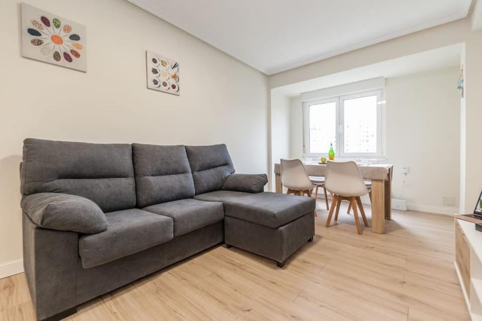 Modern apartment in Oviedo With Views Apartment in Oviedo