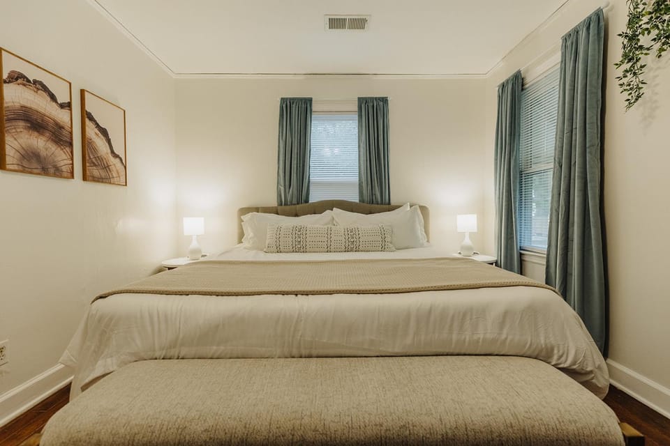 Photo of the whole room