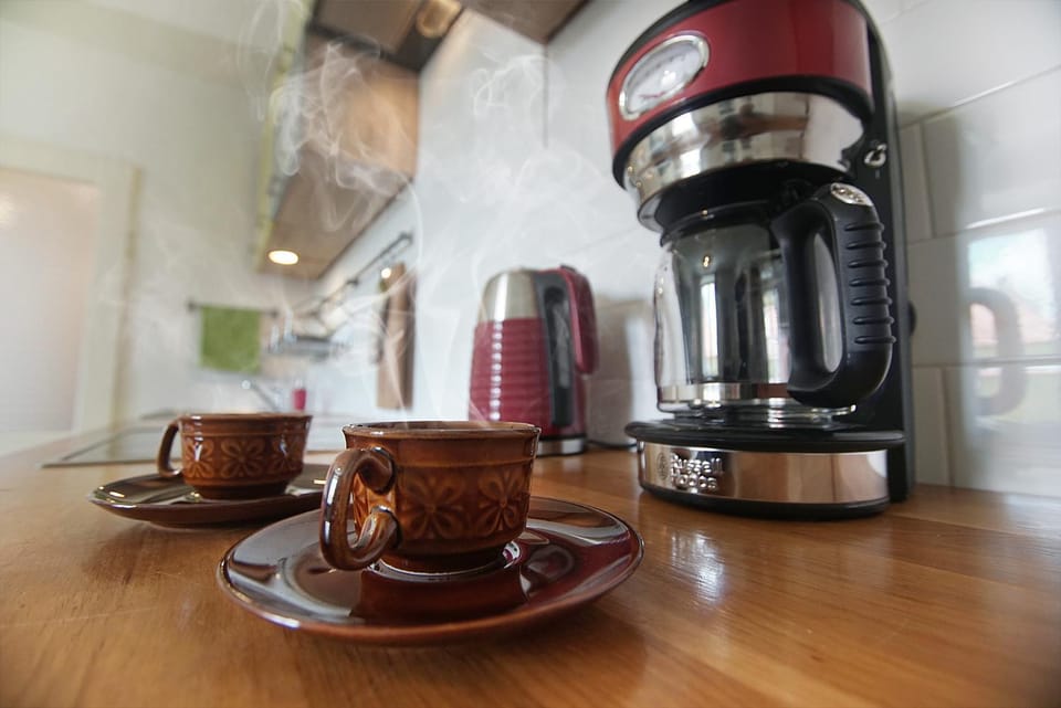 Coffee/tea facilities, Kitchen or kitchenette
