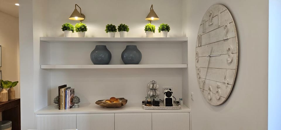 Coffee/tea facilities, Kitchen or kitchenette
