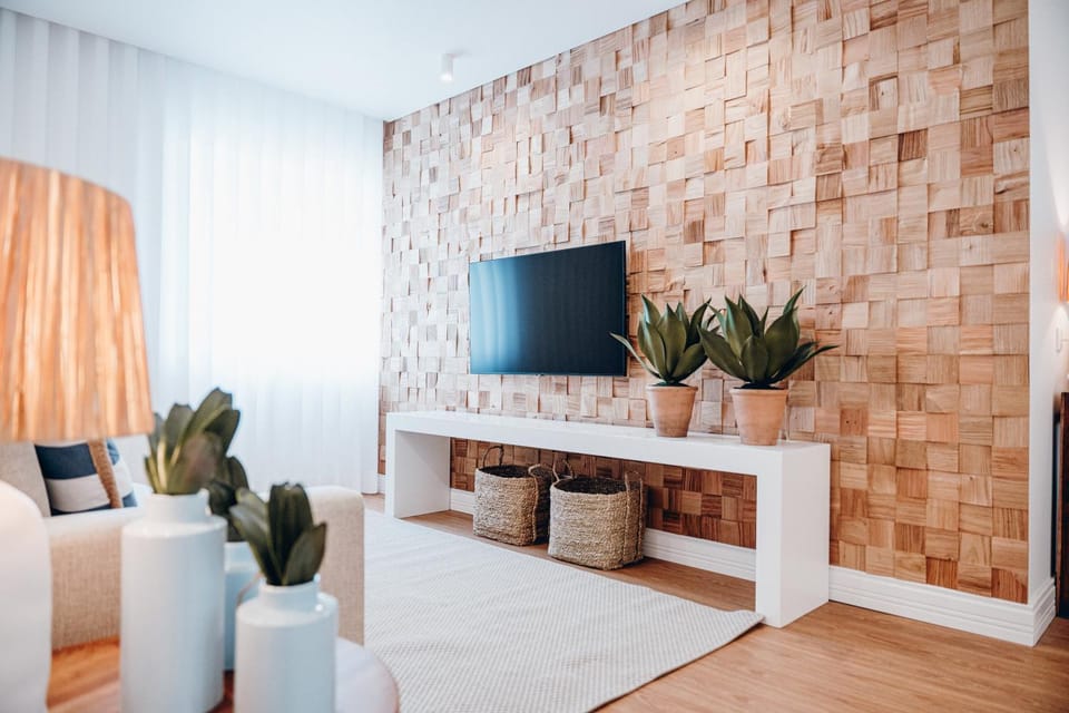 Communal lounge/ TV room, TV and multimedia, Living room