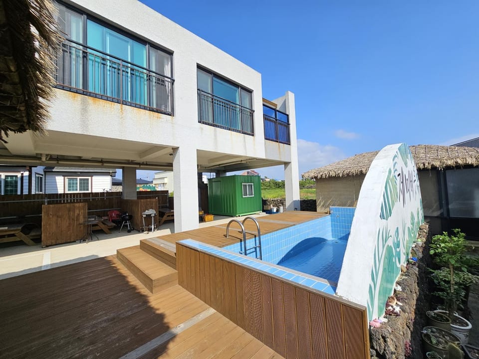 Jemibareut Pension Country House in South Korea
