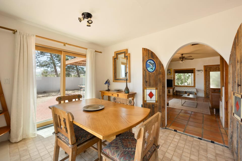 Mesa View Homestead - Cozy, 360 Views & Tranquility! home House in Southern California