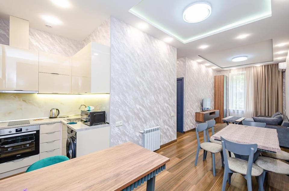 15Newly renovated, real photos, excellent apartment in the center of the capital Apartment in Yerevan