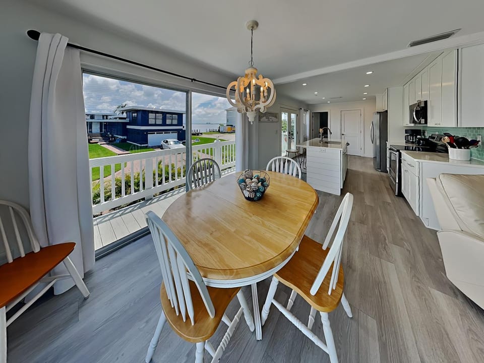 275 Blue Bay House in Estero Island
