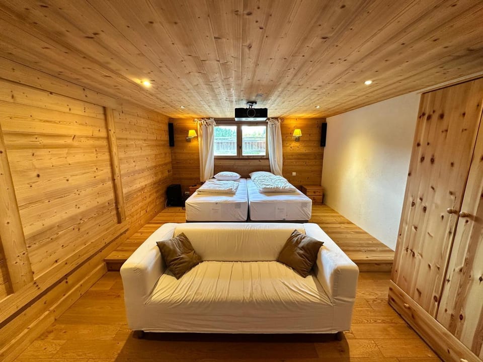 Chalet spacieux 10 pers au pied des pistes, Corrençon-en-Vercors - FR-1-515-215 Chalet in Provence-Alpes-Côte d'Azur