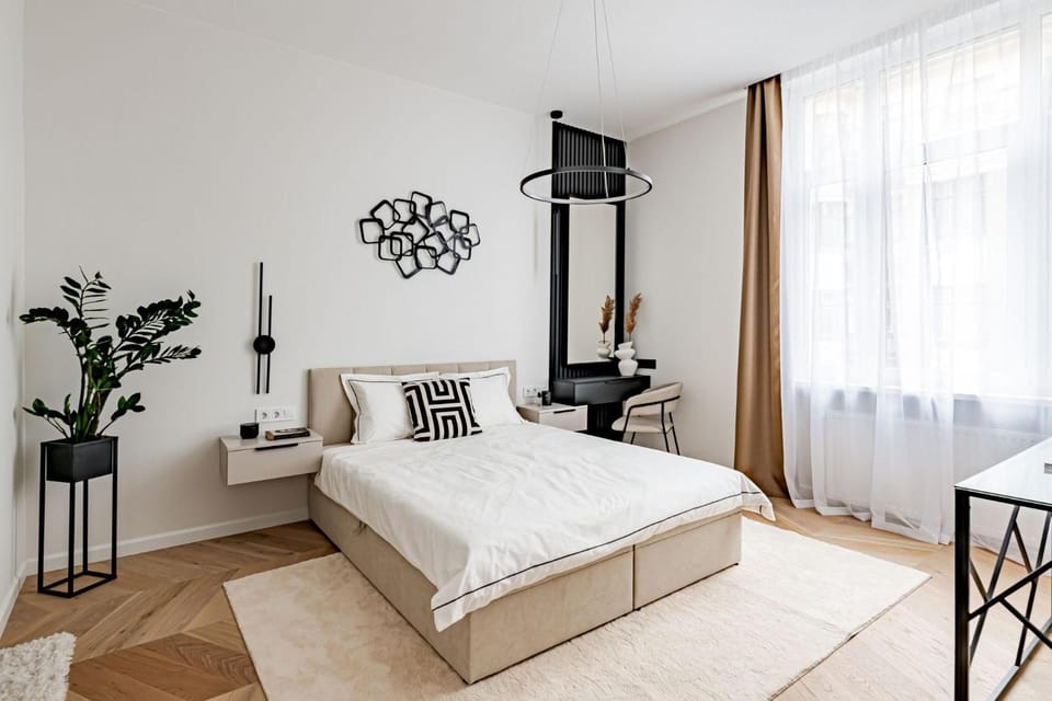 Bed, Bedroom