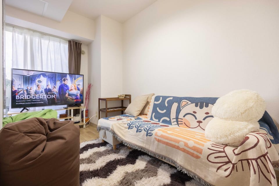 Communal lounge/ TV room, TV and multimedia, Living room, Seating area
