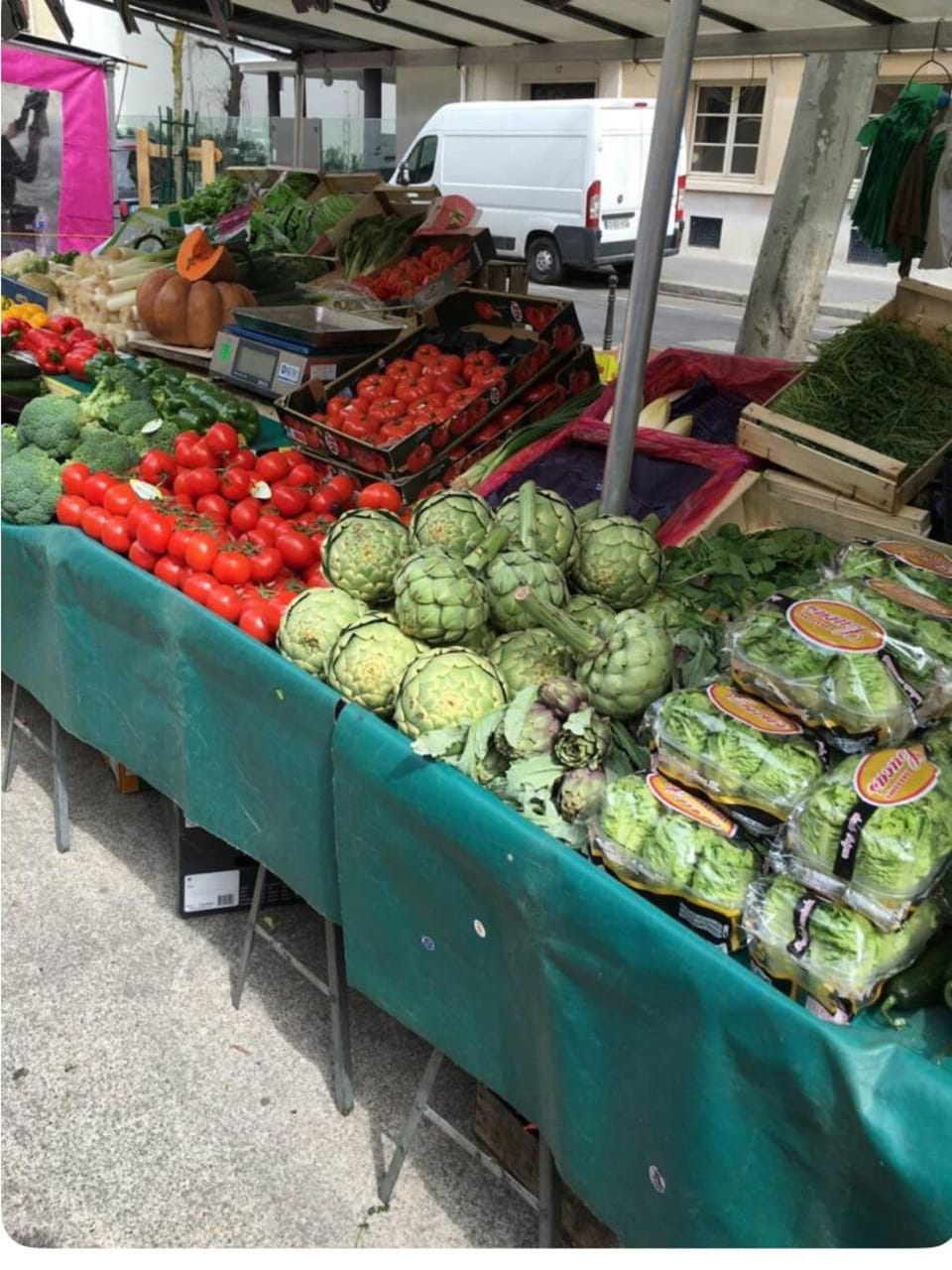 Day, Food and drinks, Food, Supermarket/grocery shop