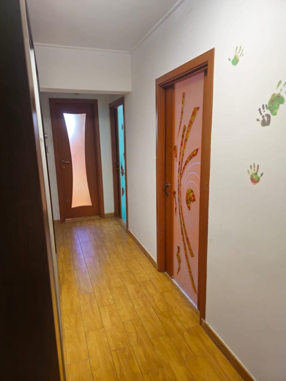 Lobby or reception, wardrobe