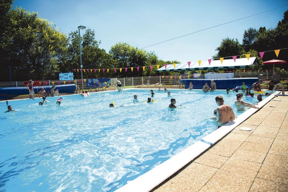 Pool view, Swimming pool