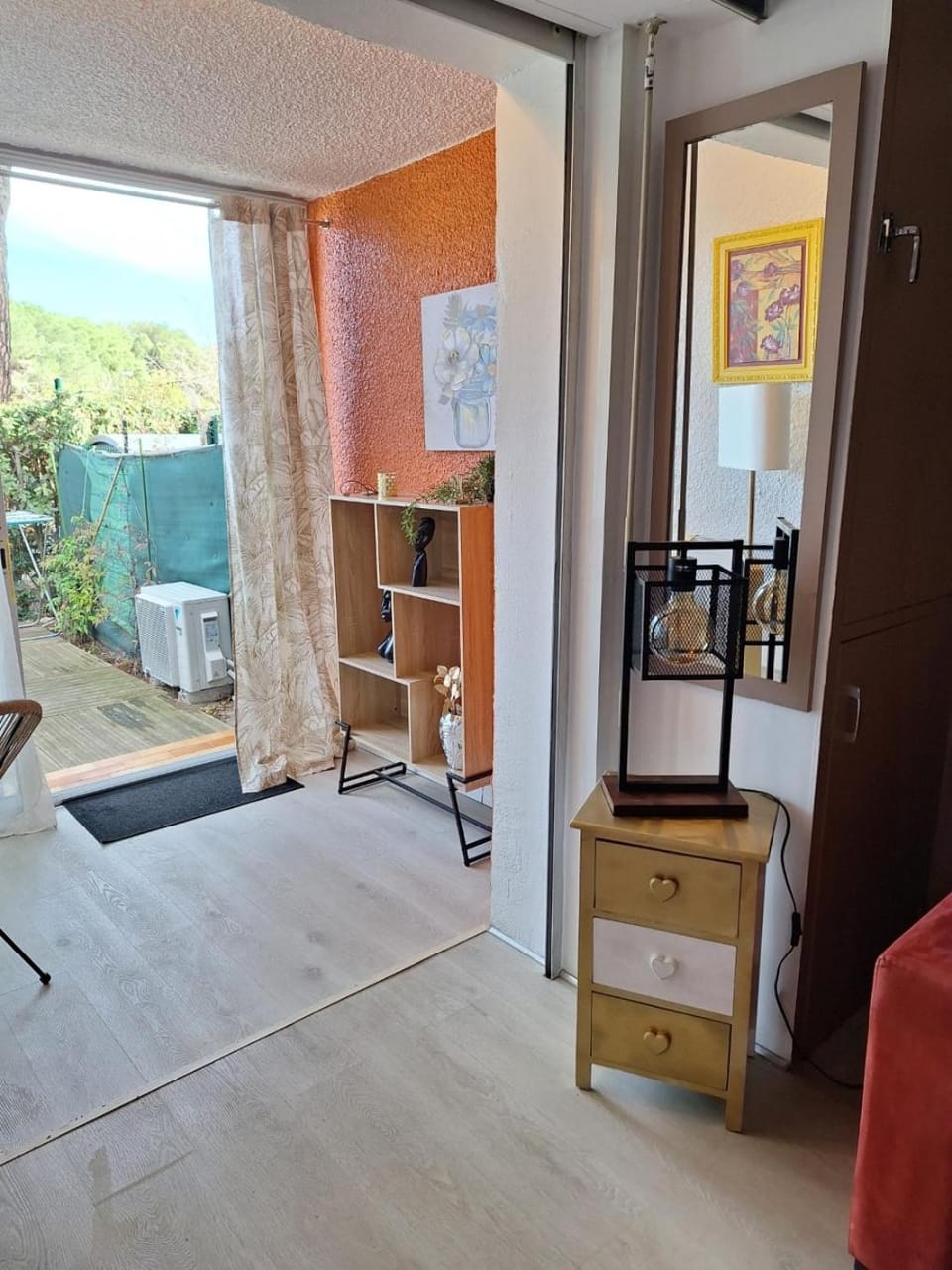 Mimilou Eleuthera 300 m centre naturiste Apartment in Agde