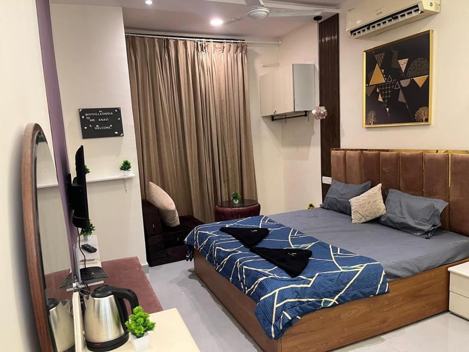 Ivy Splendour Private Studio B, Oshiwara Apartment in Mumbai