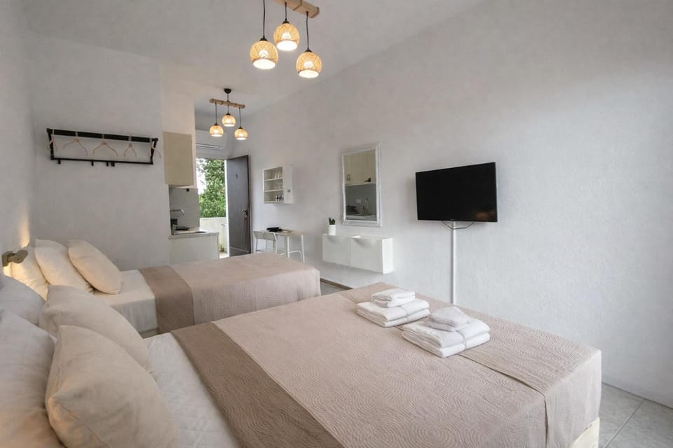Ameli Studio ,Balcony with Mountain View, Kitchenette, 1km to Beach by likeyourhome Apartment in Corfu, Greece