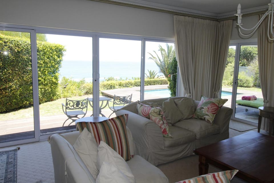 Atholl Villa Villa in Camps Bay
