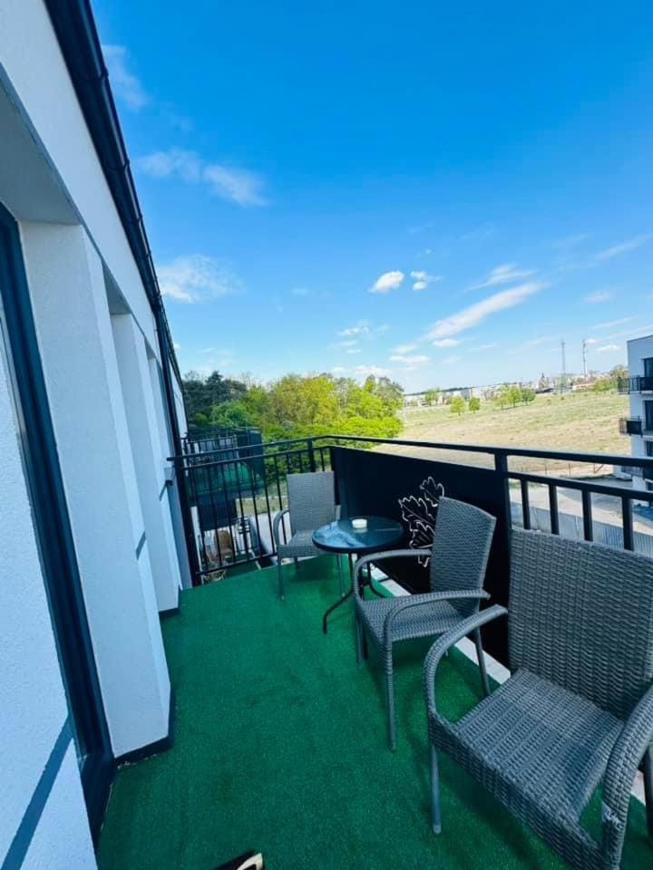 Apartamenty Dębowa 26 Apartment in Lower Silesian Voivodeship