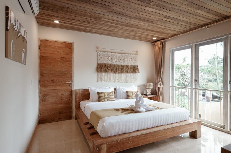 Bed, View (from property/room), Bedroom