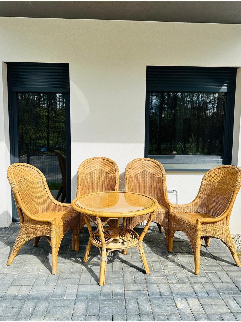 Apartamenty Dębowa 3 PRIV OGRÓD I MIEJSCE NA ROWERY Apartment in Lower Silesian Voivodeship