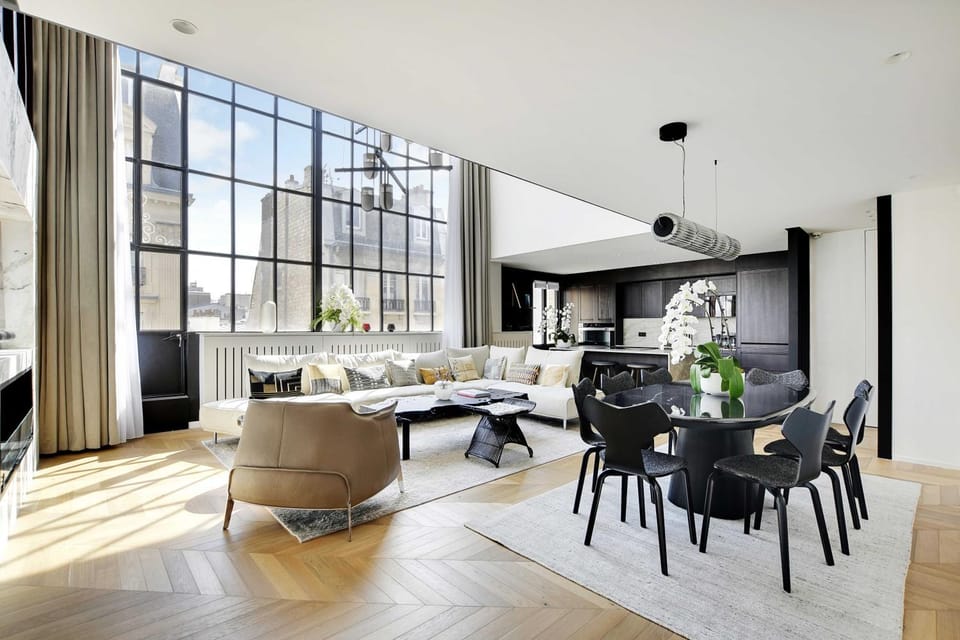 Kitchen or kitchenette, Living room, Dining area