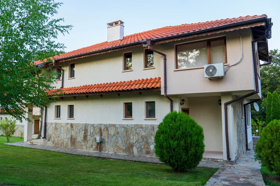 Property building, Garden