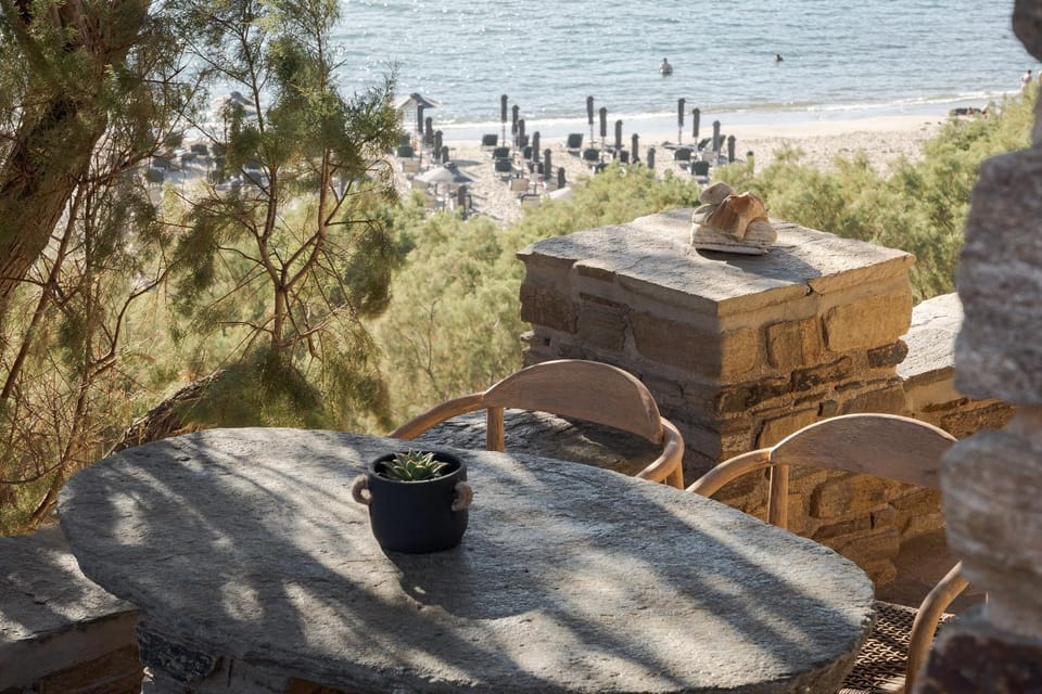 Day, Natural landscape, Dining area, Beach, Sea view