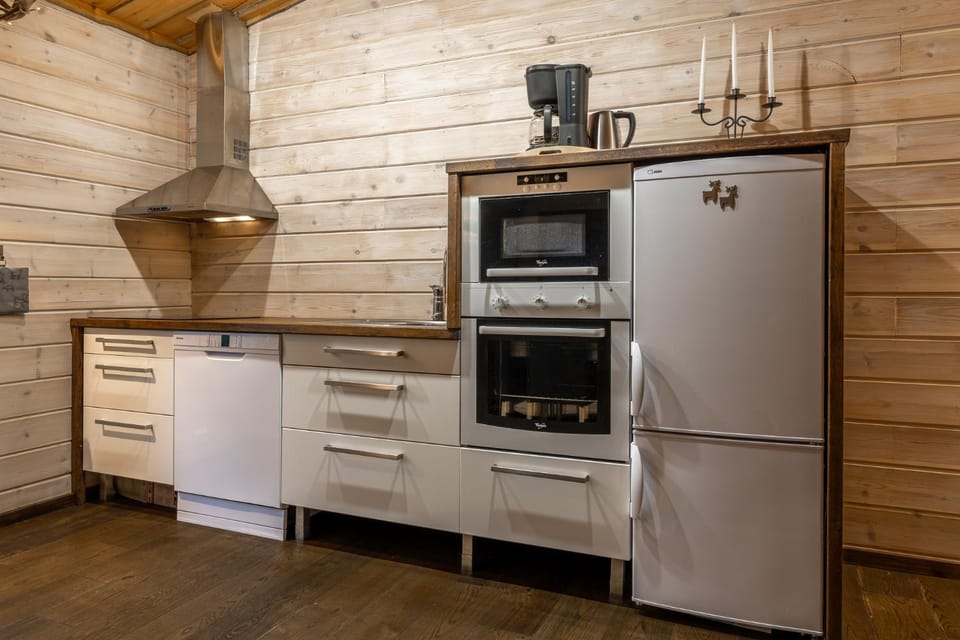 Kitchen or kitchenette, oven, pet friendly, stove, kitchen