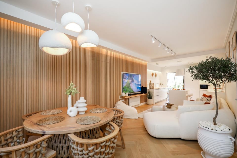 Living room, Dining area, kitchen