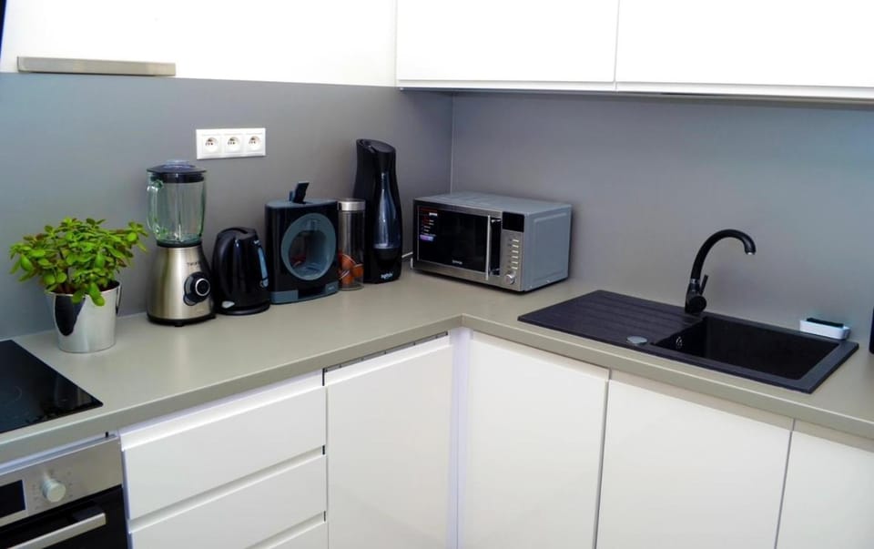 Coffee/tea facilities, Kitchen or kitchenette