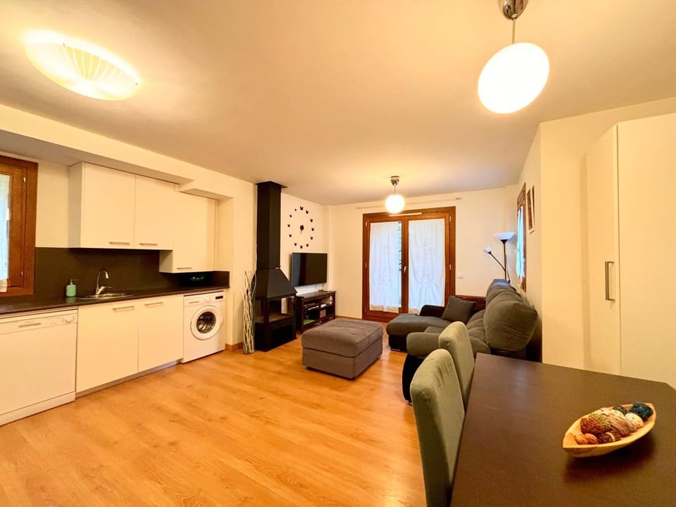 BPirineos-Tuca Blanca Apartment in Benasque