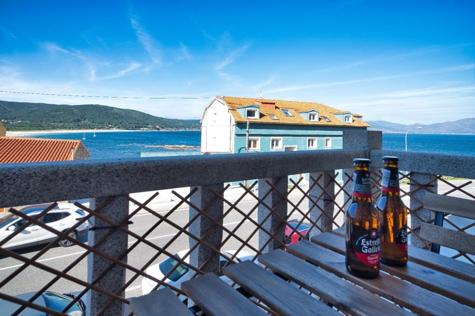View (from property/room), Balcony/Terrace, Mountain view, Sea view