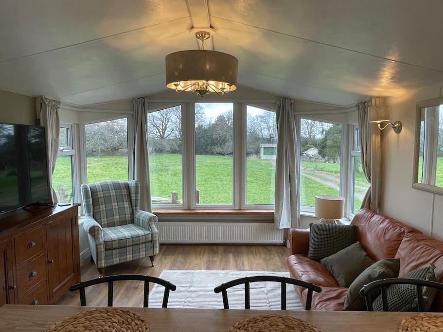 Stunning farm retreat House in Mid Sussex District