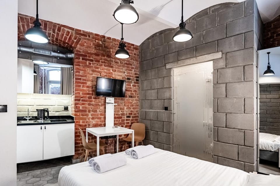 Bed, TV and multimedia, Kitchen or kitchenette