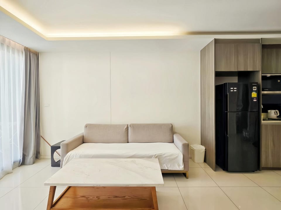 Kitchen or kitchenette, Living room, Photo of the whole room, Seating area