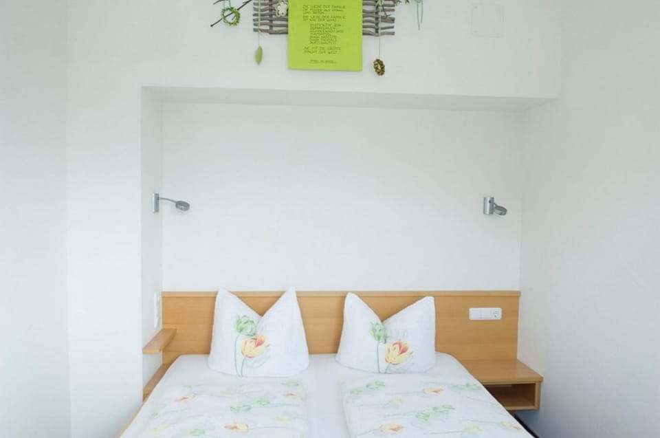 Ferienwohnung Alpensonne, Haus Wilfer, Oberstaufen PLUS Apartment in Oberstaufen