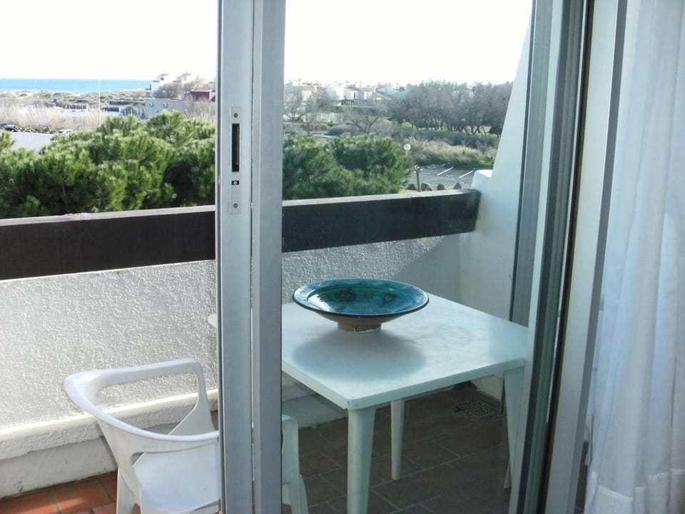 Studio vue mer Port Nature PN853 BY AGN - 2 personnes Apartment in Agde