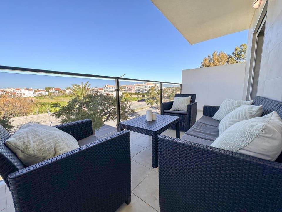 View (from property/room), Balcony/Terrace
